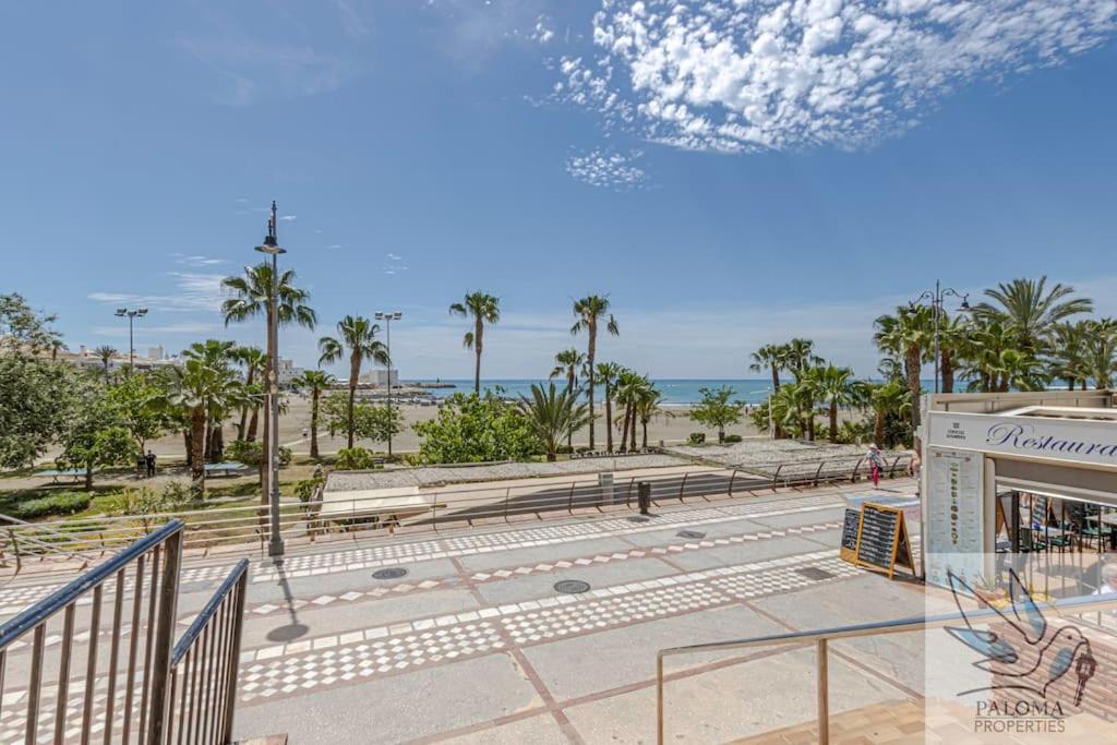 Wonderful Studio Apartment On The Beachfront Benalmádena Zewnętrze zdjęcie