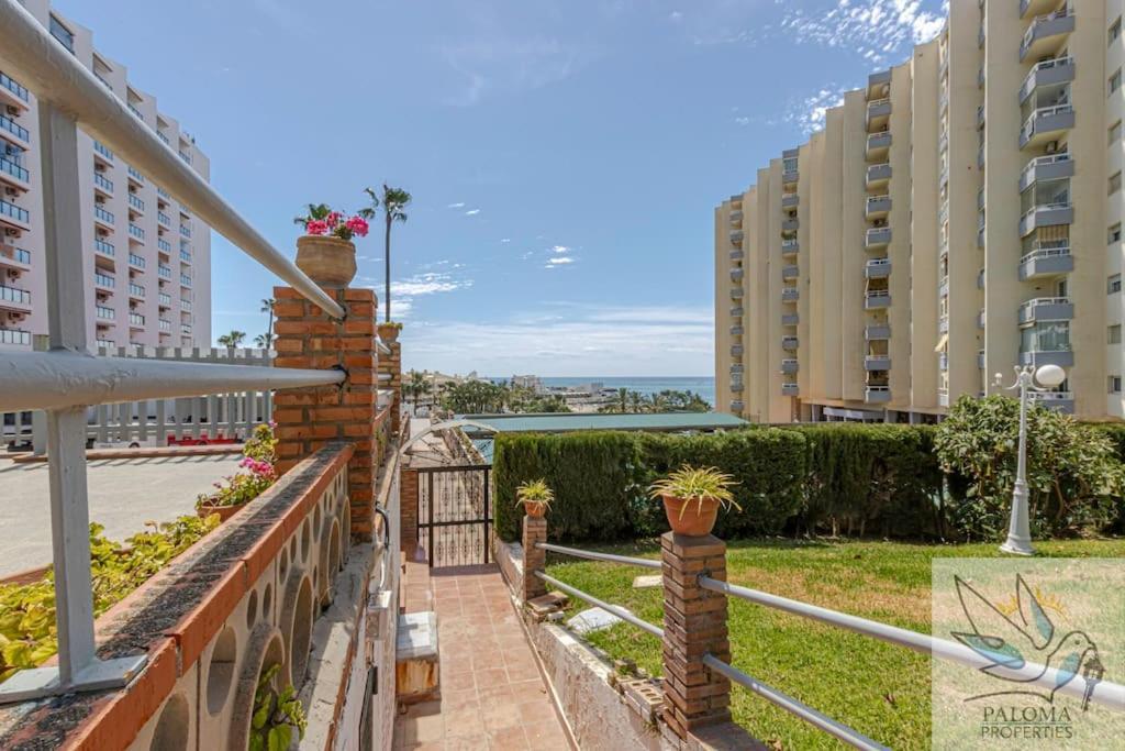 Wonderful Studio Apartment On The Beachfront Benalmádena Zewnętrze zdjęcie