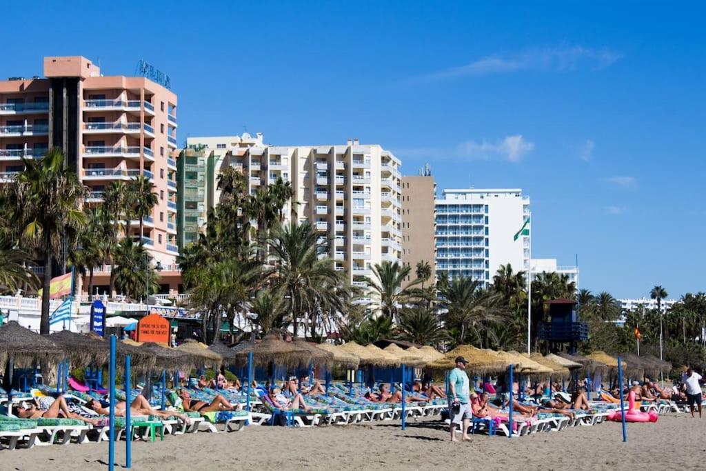 Wonderful Studio Apartment On The Beachfront Benalmádena Zewnętrze zdjęcie