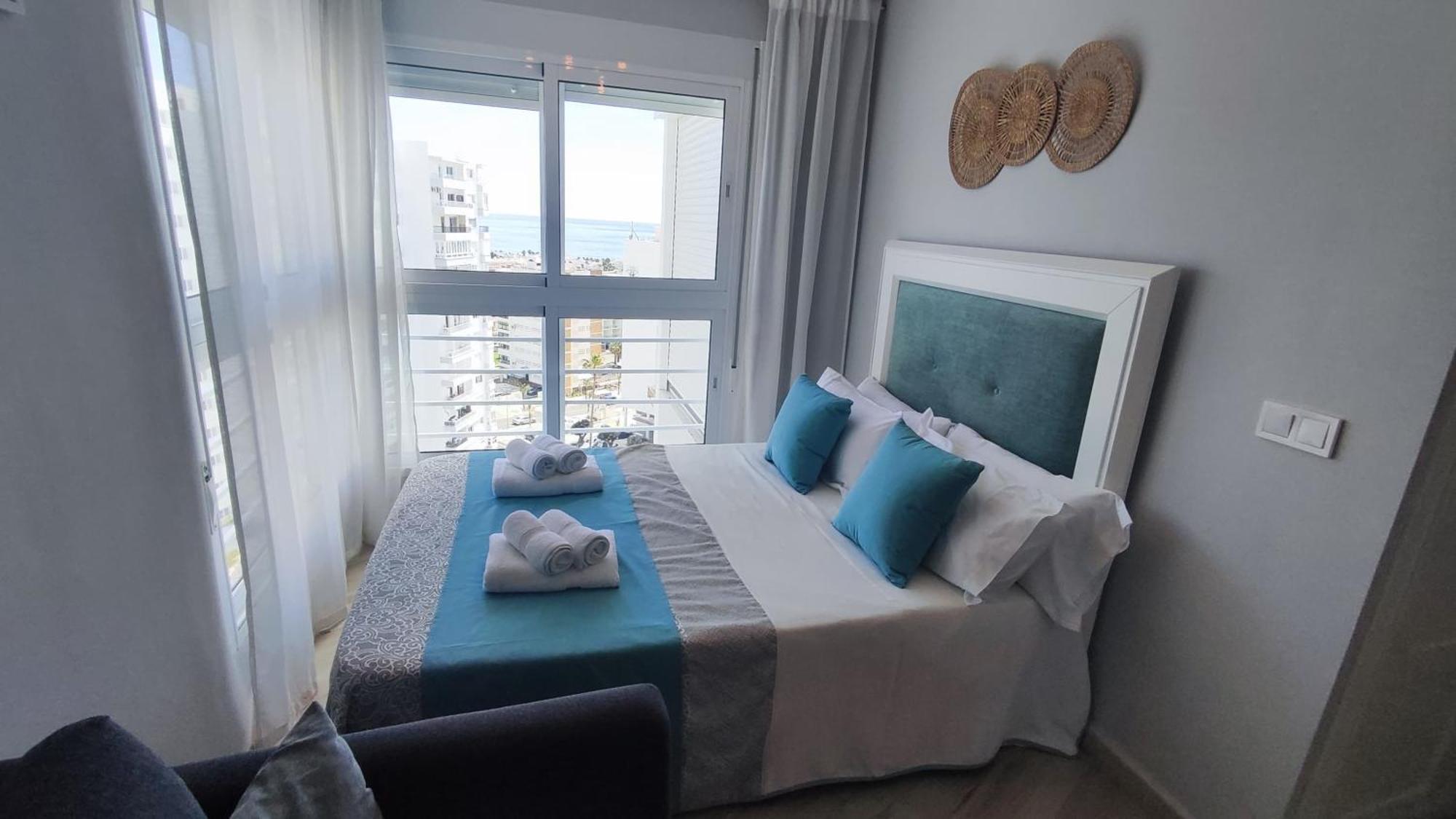 Wonderful Studio Apartment On The Beachfront Benalmádena Zewnętrze zdjęcie